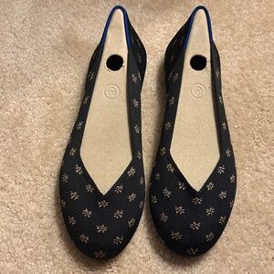 Rothy’s Stylish “The Flat” in Daisy sparkle ✨Limited Edition